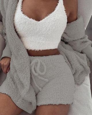 Snug Lounge Set